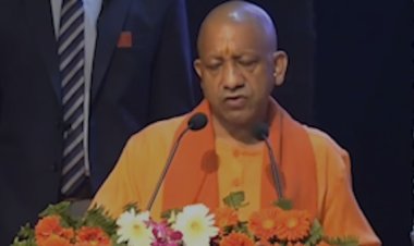 अंतर्राष्ट्रीय महिला दिवस : मुख्यमंत्री योगी का तोहफा - 03 लाख से अधिक आंगनबाड़ी कार्यकत्रियों को आयुष्मान कार्ड का सुरक्षा कवच