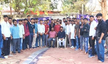 अनुशासन, परिश्रम व सकारात्मक सोच से ही जीवन सफल: प्रो. धीरज चौधरी