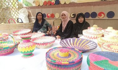 प्रयागराज: नवरात्र पर्व में दिखी नारी सशक्तिकरण की झलक, महिलाओं ने योगी सरकार को दिया श्रेय