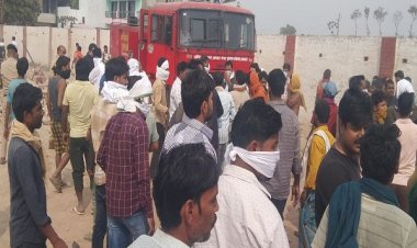 प्रयागराज में कोल्ड स्टोरेज की छत ढही, मलबे में दबकर चार मजदूरों की मौत व 15 घायल