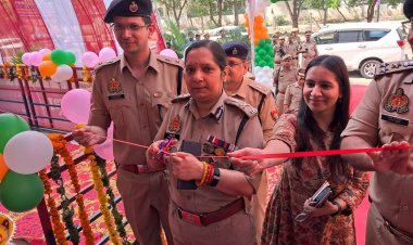 महिला सुरक्षा सुदृढ़: पुलिस आयुक्त ने किया 28 वें पिंक बूथ का उद्घाटन