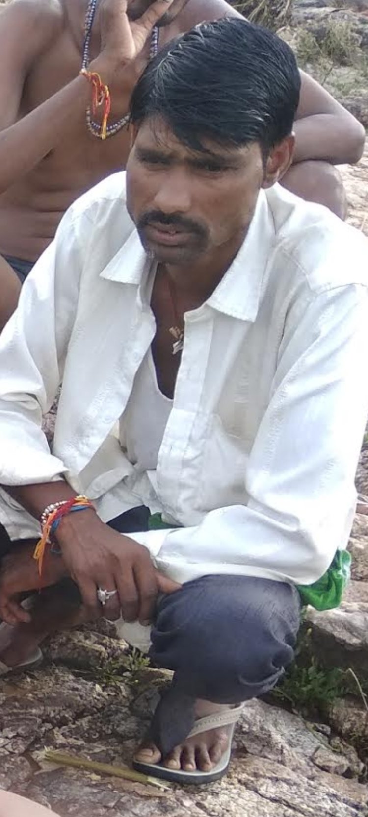 दो चचेरे भाइयों को डंपर ने रौंदा, दोनों की मौत