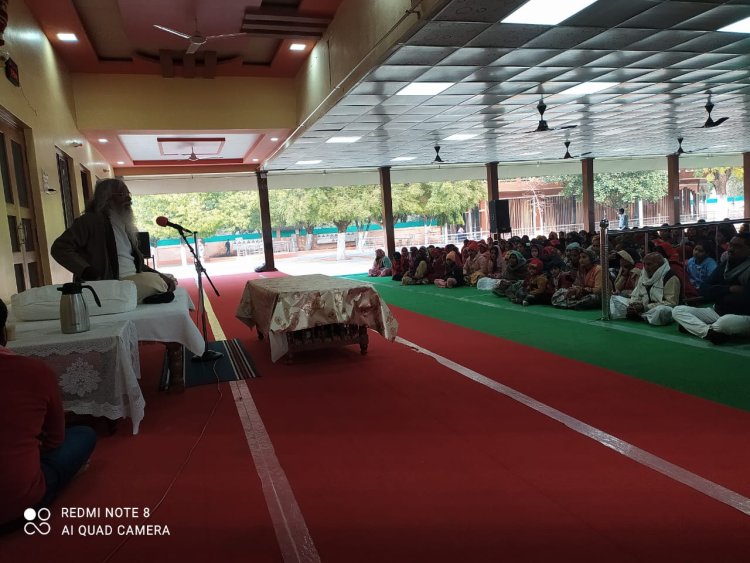 तीर्थ से एक फल, संत से चार और सतगुरु से अनंत लाभ: तुलसी दास महाराज