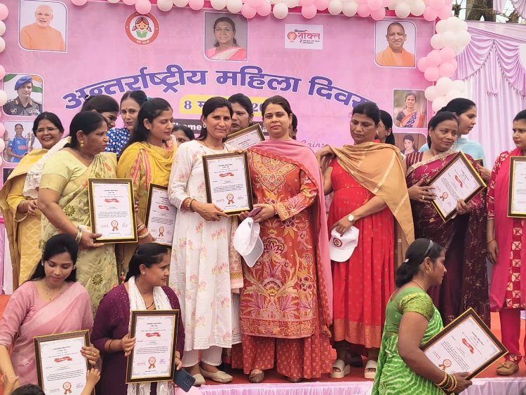 नारी शक्ति के सम्मान से ही समृद्ध समाज का निर्माण संभव : जसजीत कौर