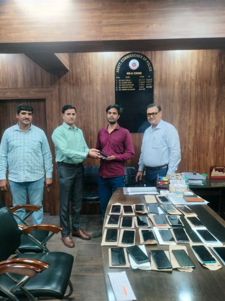 पुलिस ने 114 खोए-चोरी मोबाइल लोगों को लौटाए