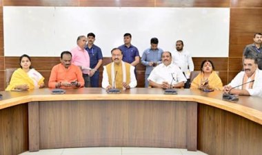 कार्यकर्ता पूरे मनोयोग व परिश्रम से चुनाव मैदान में उतर जाएं : केशव प्रसाद मौर्य