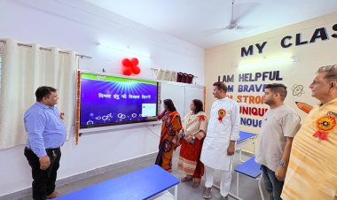 स्मार्ट क्लासरूम एवं कंप्यूटर लैब से संवरेंगा स्कूल में आने वाले बच्चों का भविष्य : गणेश केसरवानी