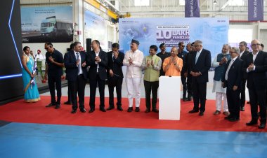 किसी भी स्थिति में बाहरी तत्वों को समूह या प्लांट के आंतरिक मामलों में हस्तक्षेप की अनुमति नहीं : मुख्यमंत्री योगी