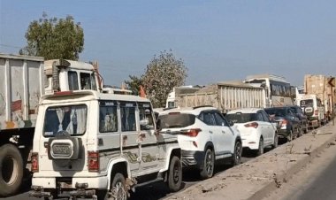 बीहर पुल में तकनीकी खराबी से हाईवे पर जाम, शहर की ट्रैफिक व्यवस्था चरमराई