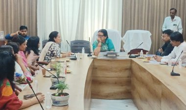 महिला कर्मियों के स्वास्थ्य व प्रशिक्षण पर बैठक, सहयोग की पहल : महापौर