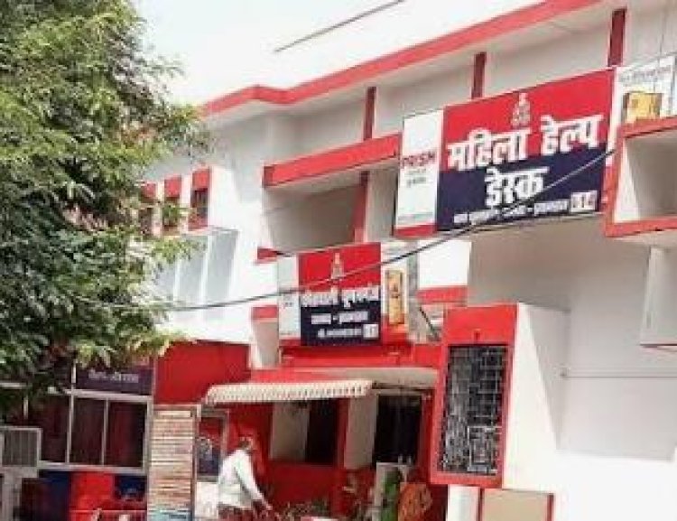 घर के अन्दर फंदे से लटका मिला राजगीर का शव