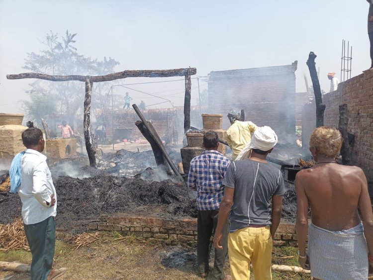 शहनाई से पहले लगी आग,सब कुछ खाक