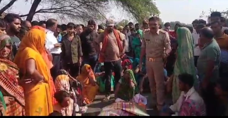 मारपीट के बाद नहर में फेंके गए युवक की मौत, परिजनों ने लगाया जाम