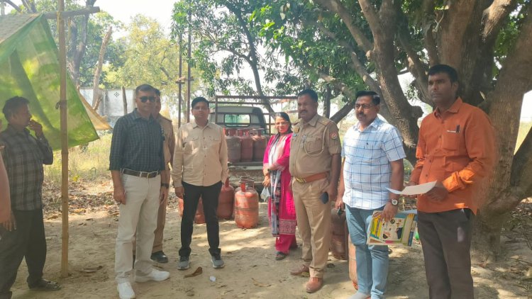 जौनपुर में घरेलू सिलेंडर से गैस चोरी करते दो आरोपित गिरफ्तार, वाहन, सिलेंडर व रिफलिंग मशीन बरामद