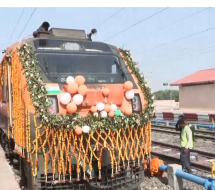 अयोध्या-मुंबई अमृत भारत एक्सप्रेस: आम आदमी के लिए 'सुपरफास्ट' राहत, कम किराए में लग्जरी सुविधाएं