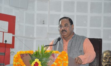 मिशन से कमीशन की ओर बढ़ी पत्रकारिता, समाज का विश्वास कायम रखना सबसे बड़ी चुनौती: जितेंद्र तिवारी