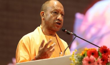 यूपी के लखनऊ समेत कई जिलों में बारिश, मुख्यमंत्री योगी ने दिए निर्देश