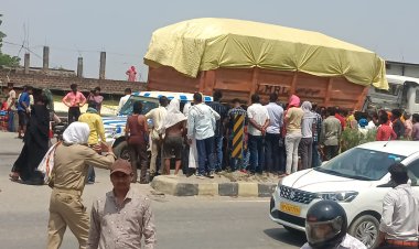 तेज रफ्तार ट्रक ने बाइक सवार दंपति को रौंदा, मौके पर मौत