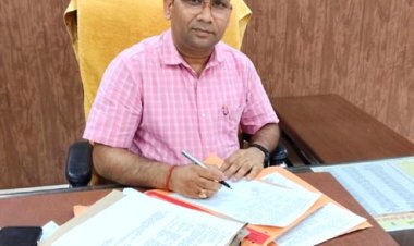 लम्बे समय से गैरहाजिर नौ महिला सहायक अध्यापक बर्खास्त