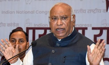 पेट्रोल-डीजल की कीमतों में बढ़ोतरी पर कांग्रेस हमलावर