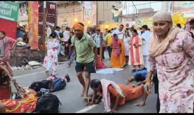 पुरुषोत्तम मास में गिरिराज महाराज के जयकारों से गुंजायमान हुआ परिक्रमा मार्ग