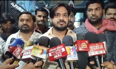 सपा विधायक महाराजी प्रजापति के आवास पर देर रात हंगामा, कई लोगों पर एफआईआर दर्ज