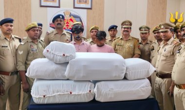 कानपुर सेंट्रल स्टेशन पर 74 किलो गांजा बरामद, दो तस्कर गिरफ्तार