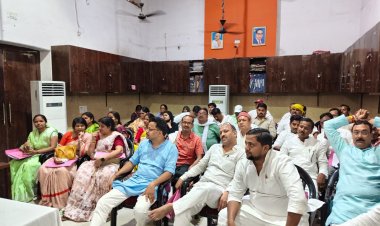 जौनपुर नगर पालिका बोर्ड बैठक में विकास प्रस्तावों पर लगी मुहर, बजट अगली बैठक तक टला