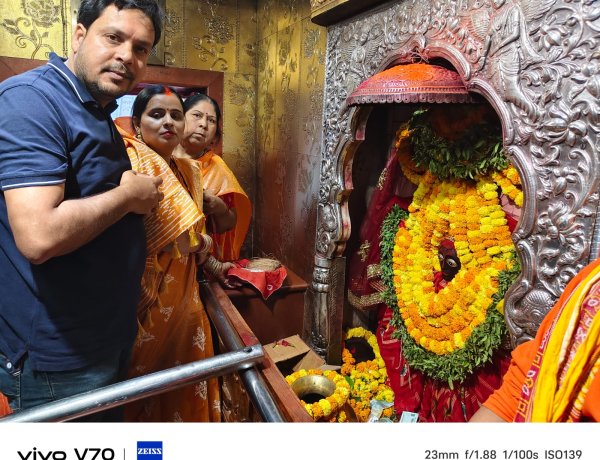 बुद्ध पूर्णिमा पर शीतला चौकियां धाम में उमड़ा आस्था का सैलाब, 50 हजार श्रद्धालुओं ने किए दर्शन