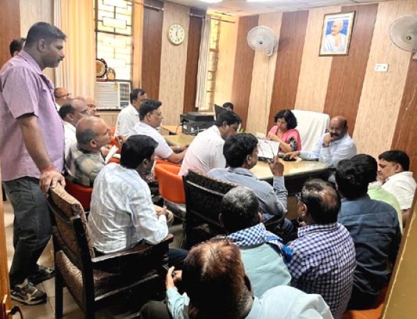 पांच महाविद्यालयों के शिक्षकों ने वेतन न मिलने पर सम सेमेस्टर परीक्षाओं का किया बहिष्कार