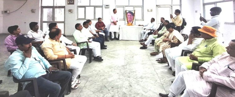 पुण्यतिथि पर याद किए गए चौधरी अजित सिंह