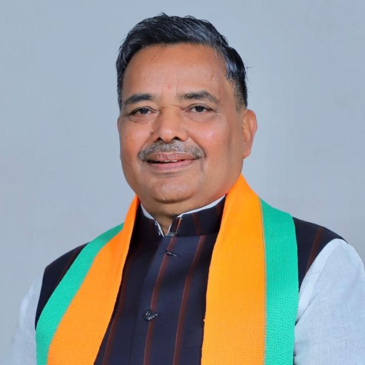 पर्यटन विभाग की निर्माणाधीन परियोजनाओं को नवंबर 2026 तक करें पूरा: जयवीर सिंह