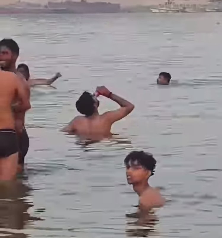 बनारस बार के वरिष्ठ उपाध्यक्ष ने गंगा में शराब पीने की पुलिस आयुक्त से की शिकायत