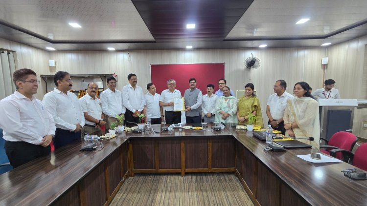 महात्मा गांधी काशी विद्यापीठ में पांच एमओयू पर हस्ताक्षर, युवा उद्यमिता पर जोर