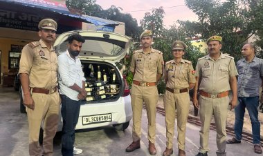 चार लाख से अधिक की अवैध अंग्रेजी शराब के साथ तस्कर गिरफ्तार
