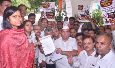 बिजली बिलों में 10 प्रतिशत ईंधन अधिभार वापस लिया जाए : पवन गुप्ता