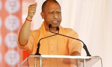 मुख्यमंत्री योगी ने दिए सभी होटलों—भवनों की फायर सेफ्टी आडिट का निर्देश, गड़बड़ी मिलने पर नपेंगेे अधिकारी और गरजेगा बुलडोजर