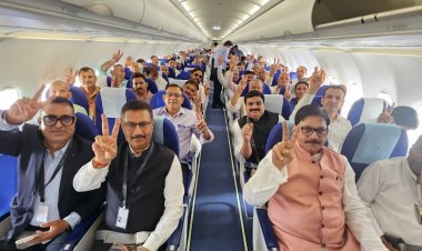 जेवर विधायक की पहल पर नाेएडा एयरपाेर्ट के लिए जमीन देने वाले 170 किसान पहली फ्लाइट से पहुंचे लखनऊ, मुख्यमंत्री से बात