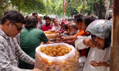 55 हजार गोलगप्पों के भोग से हुई मां पीताम्बरा की आराधना
