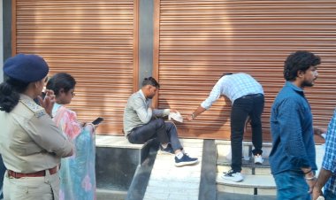 बागपत में मानक के विपरीत चल रही 17 कोचिंग सेंटर सील