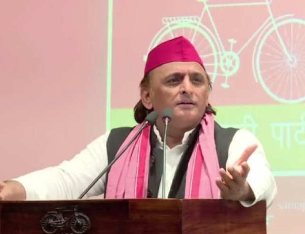 जून माह से बिजली का बिल देखकर लोगों के आँखों के आगे छाएगा अंधेरा : अखिलेश यादव