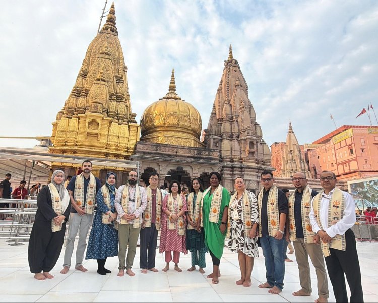 ब्रिक्स सीडब्ल्यूजी के प्रतिनिधियों ने काशी विश्वनाथ मंदिर में किया दर्शन पूजन
