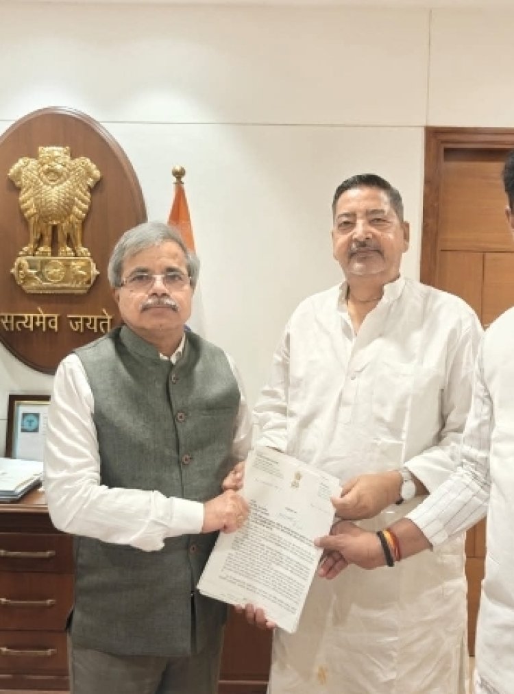 बहराइच में भारत-नेपाल सीमा पर दस लाख की चरस के साथ दो तस्कर गिरफ्तार