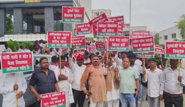 प्रयागराज में अखिलेश यादव के दौरे के दौरान मेजा विधायक से नाराज लोगों ने किया विरोध प्रदर्शन