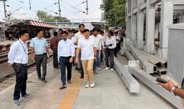 अमृत भारत स्टेशन योजना: फतेहपुर रेलवे स्टेशन के विकास कार्यों का निरीक्षण, एडीआरएम ने जताया संतोष