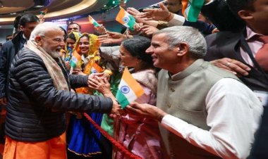 ठंडे मौसम में भी गूंजा भारत प्रेम, मेलबर्न में पीएम मोदी का हुआ भव्य स्वागत