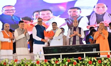'हवा में उड़ने वाली बस लाने वाला हूँ': लखनऊ-कानपुर एक्सप्रेसवे उद्घाटन पर बोले नितिन गड़करी