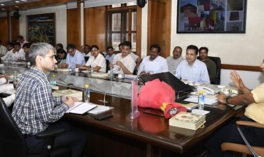 कारीगरों और छोटे उद्यमियों को सीएफसी से जोड़ने के लिए चलाया जाए अभियान : मुख्य सचिव