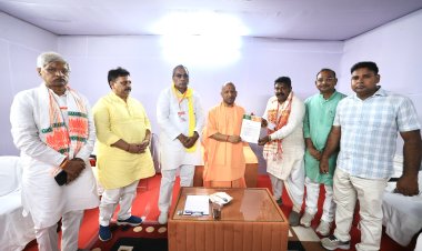 मुख्यमंत्री योगी आदित्यनाथ से मिला रविदासिया समाज का प्रतिनिधि मंडल, जताया आभार