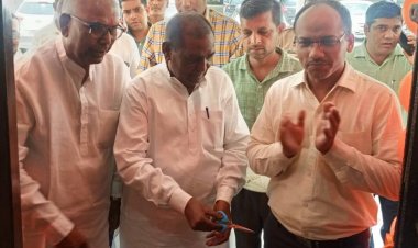 योगी सरकार ने पारंपरिक माटी कला को नई पहचान दिलाई : गोपाल अंजान